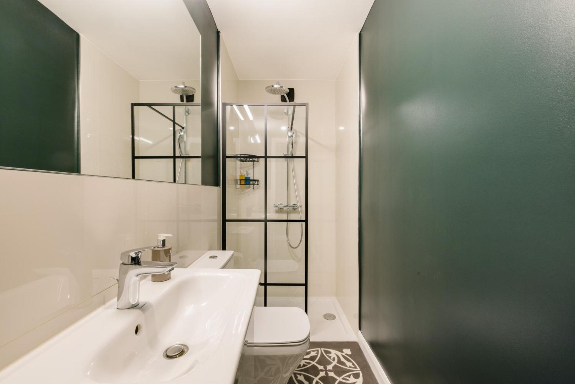 Borough High Street Rooms ลอนดอน ภายนอก รูปภาพ